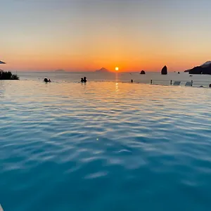 ***** Hotel Therasia Sea And - The Leading Of The World Italie