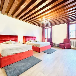  Couette-café Luxury Suites Italie