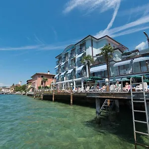 Venezia 4*, Malcesine Italy